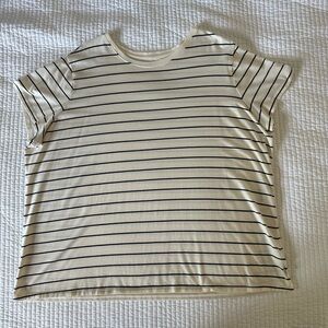 L.L. Bean Short Sleeve Striped Tee in Sailcloth and Classic Navy